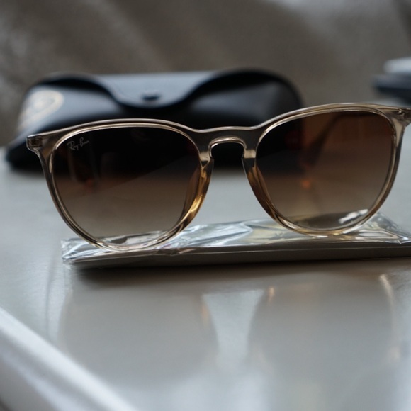 Ray Ban Erika Sunglasses - Picture 4 of 5